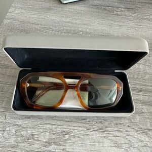 Vehla River - Honey Tort/Sage Sunglasses